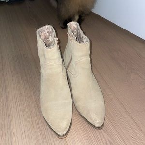 Band of Gypsies booties! 6.5